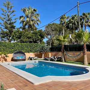 https://can-jaume-ferienhaus-an-der-playa-de-palma-mit-pool.allmallorcahotels.com